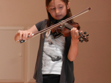 Eva Veronika Miklavič, violina
