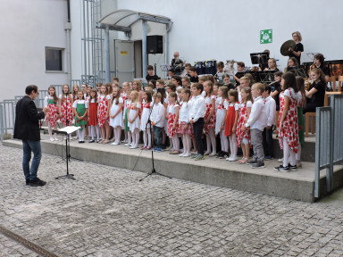 Otroški pevski zbor OŠ Tolmin