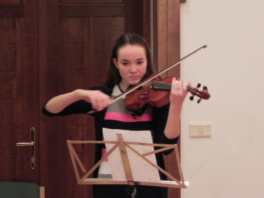 Katarina Mrzlikar, violina